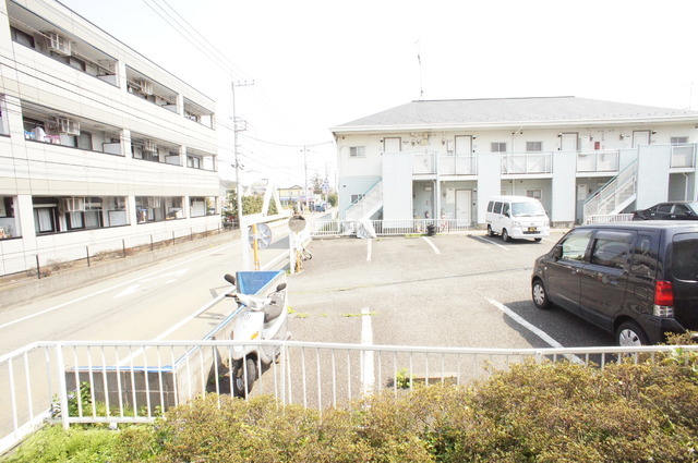 View. Views of the outside ☆