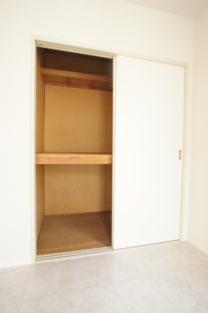 Receipt. Old-fashioned closet type is excellent storage capacity