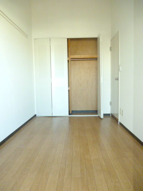 Living and room. Northeast Western-style