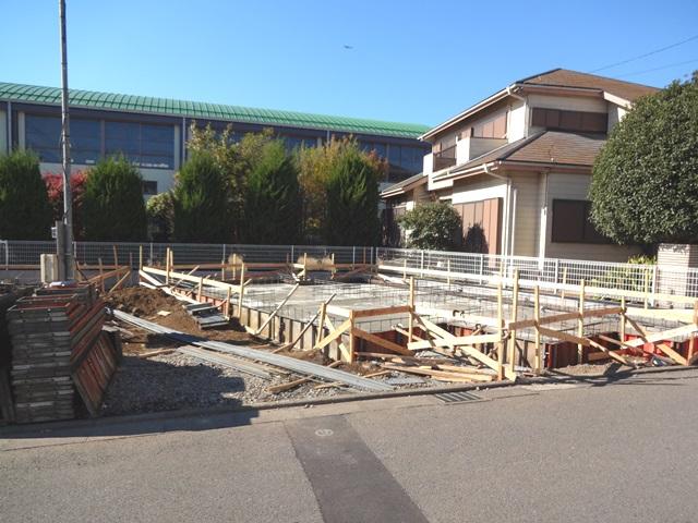 Local appearance photo. 1 Building Foundation work in