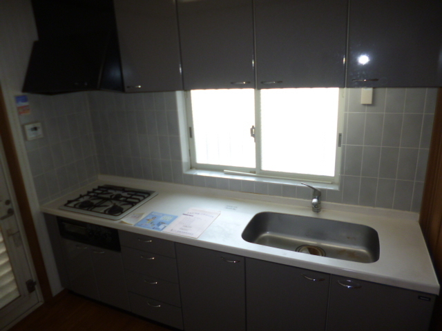 Kitchen.  ☆ Kitchen with cooking space and storage has been enhanced ☆