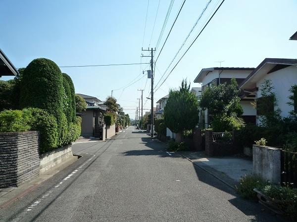 Local photos, including front road. Local (September 2013) Shooting