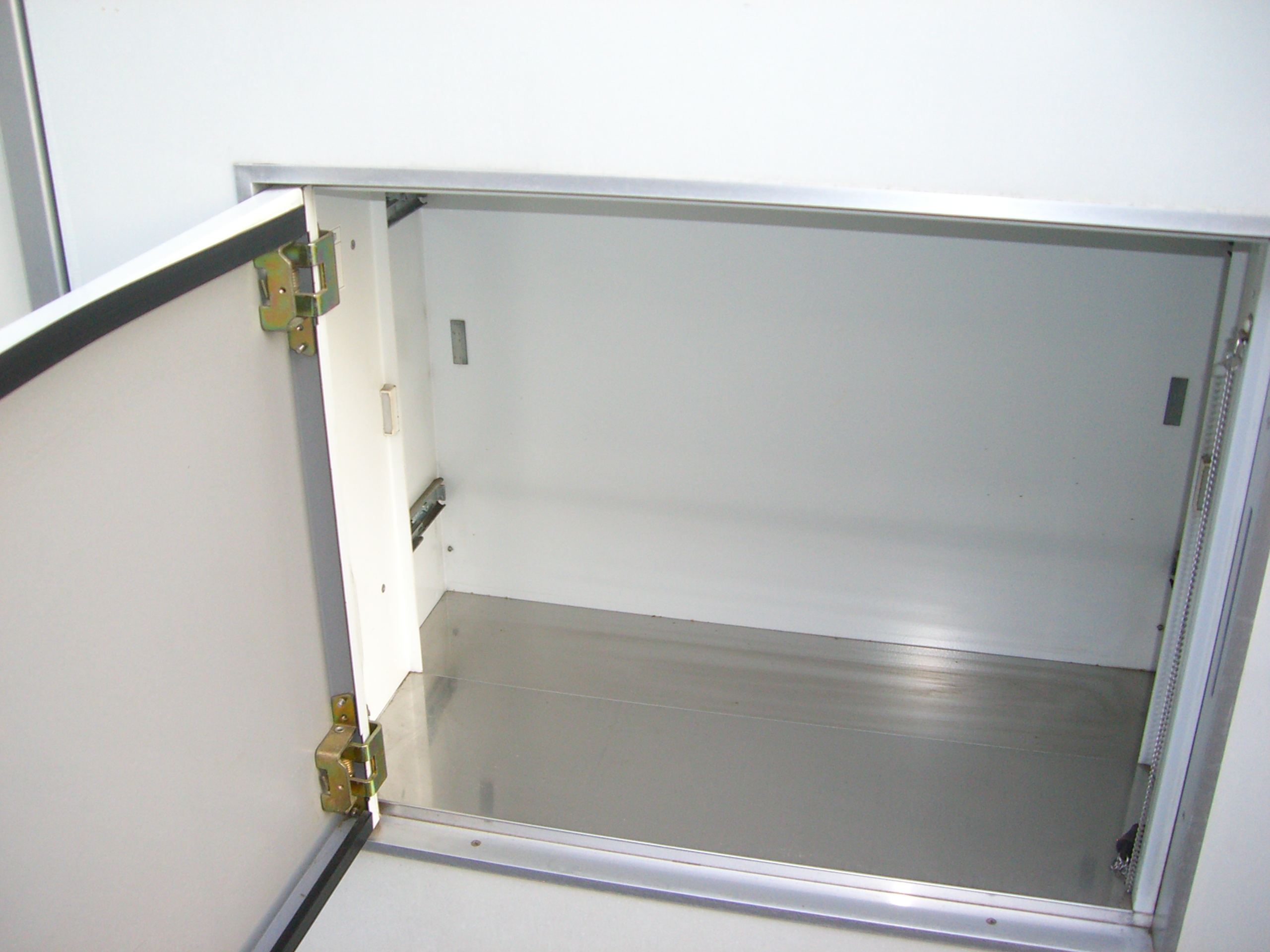 Other Equipment. Delivery Box