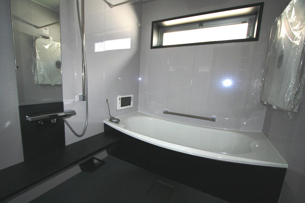 Same specifications photo (bathroom). Same specifications