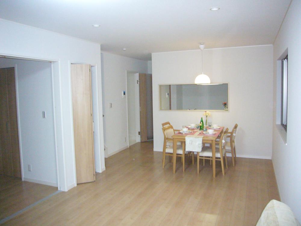 Living. Indoor (11 May 2013) Shooting