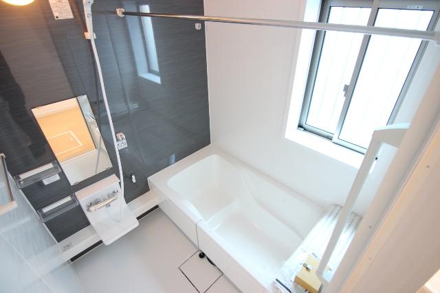 Bathroom. 8 Building bathroom