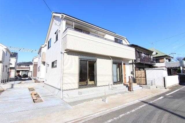 Local appearance photo. 8 Building appearance