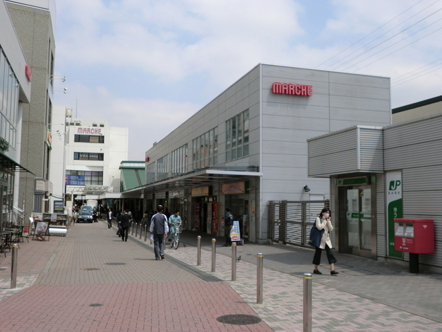 Other. Tsurukawa until the front of the station (other) 2300m