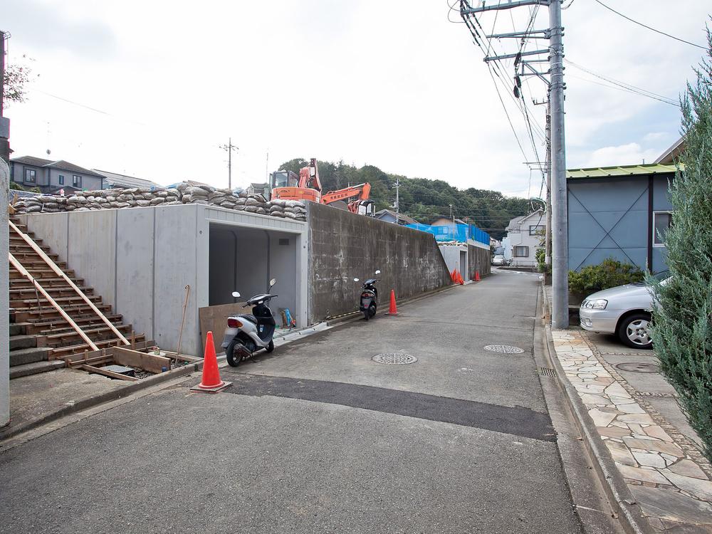 Local appearance photo. Local (10 May 2013) Shooting