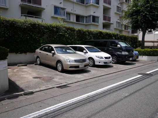 Parking lot