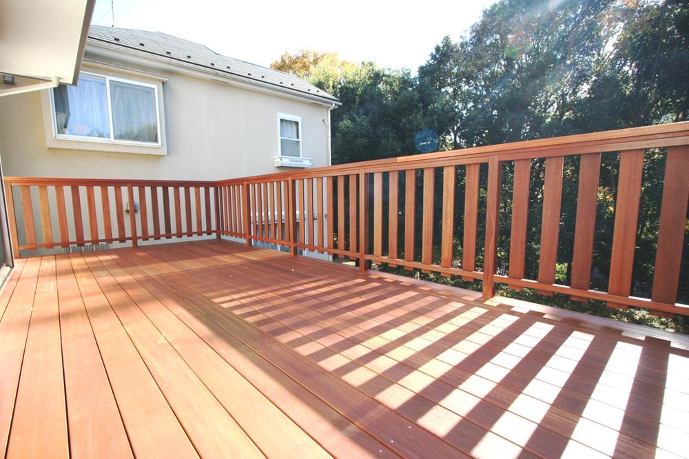 Balcony. Local (11 May 2013) Shooting