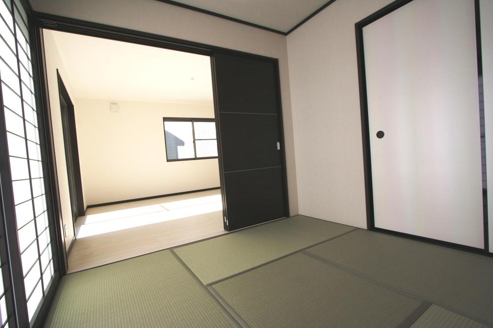 Non-living room. Local (11 May 2013) Shooting