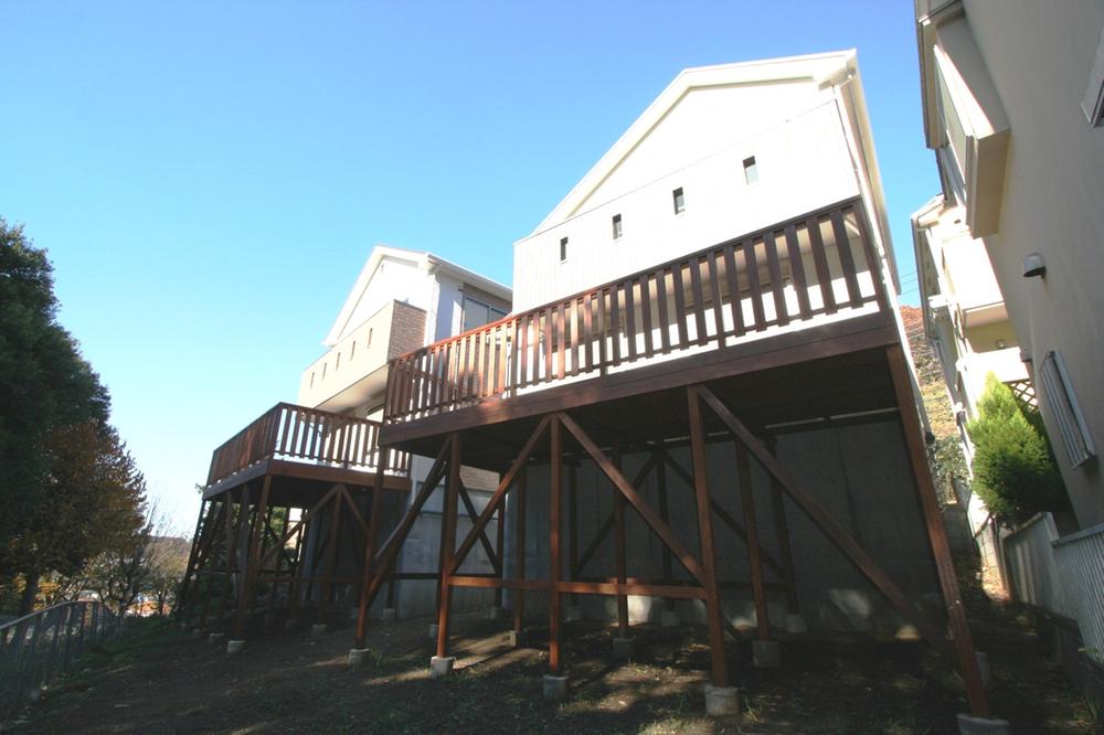 Local appearance photo. Local (11 May 2013) Shooting