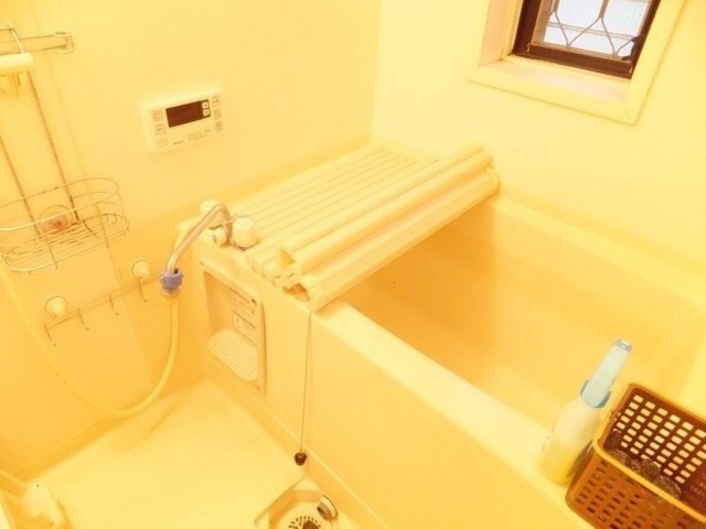 Bath.  ☆  It is the bath  ☆