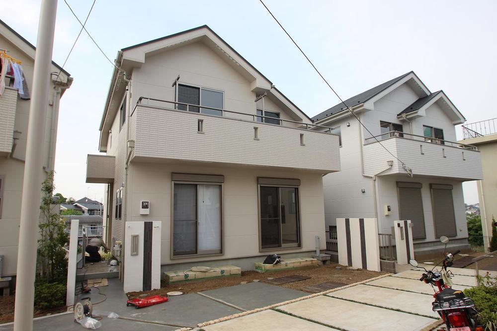 Local appearance photo