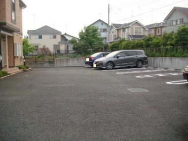 Other. 0m to on-site parking (Other)