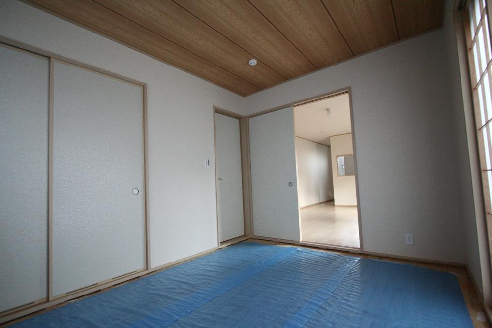 Non-living room. Indoor (11 May 2013) Shooting