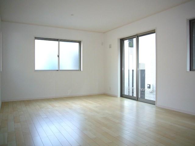 Living. 10 Building living