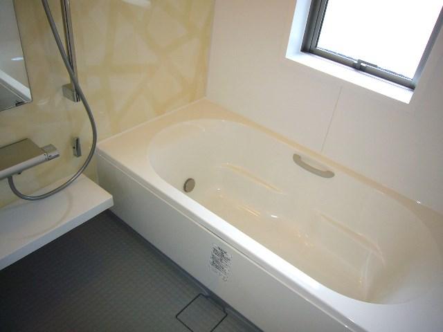 Bathroom. 10 Building Bathroom