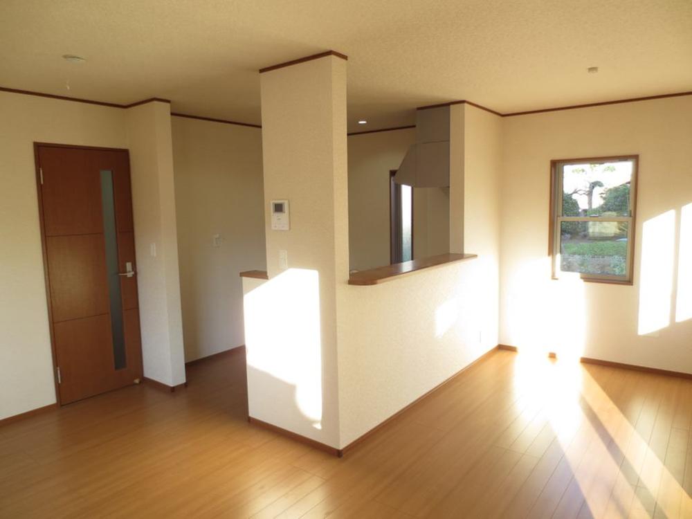 Living. LDK Face-to-face kitchen