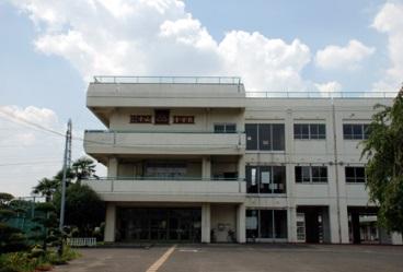 Primary school. 33m to Oyama Elementary School