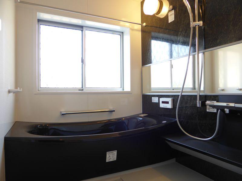 Bathroom. Windowed bathroom