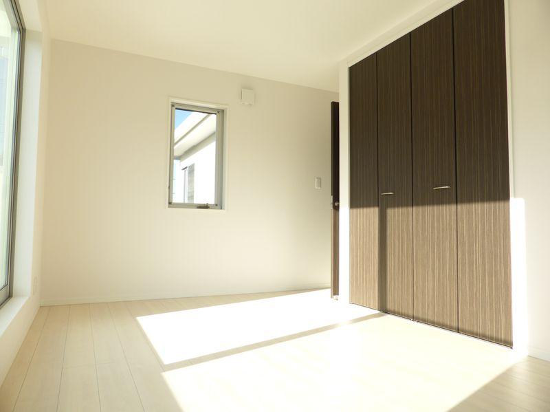 Non-living room. Western-style 7.9 Pledge introspection