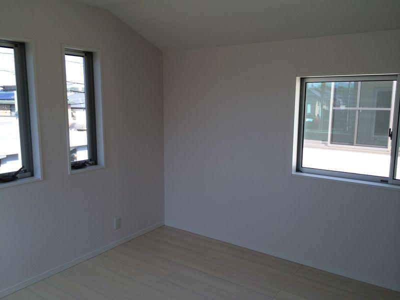 Non-living room. Western-style 7.5 Pledge