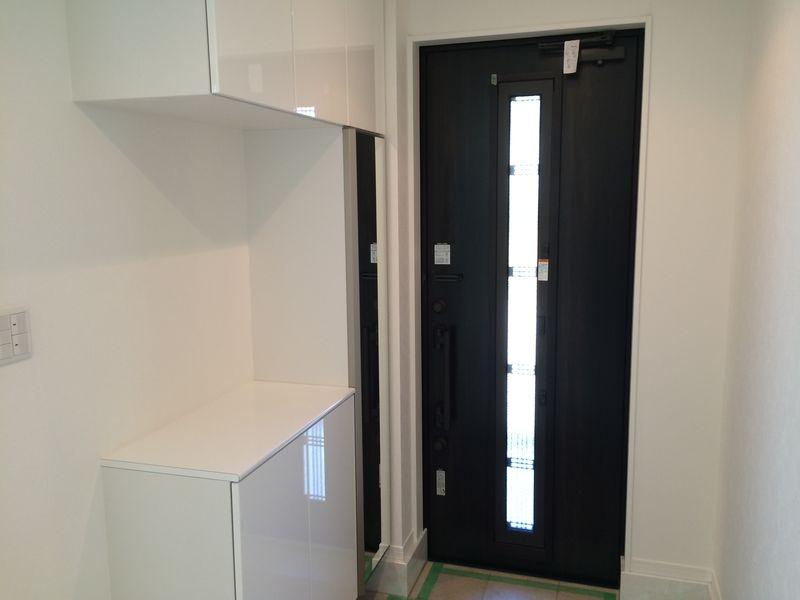 Entrance. Entrance of introspection