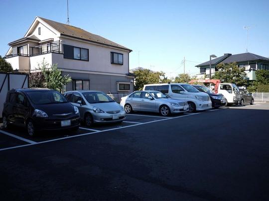 Parking lot