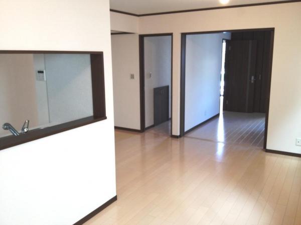 Same specifications photos (living)