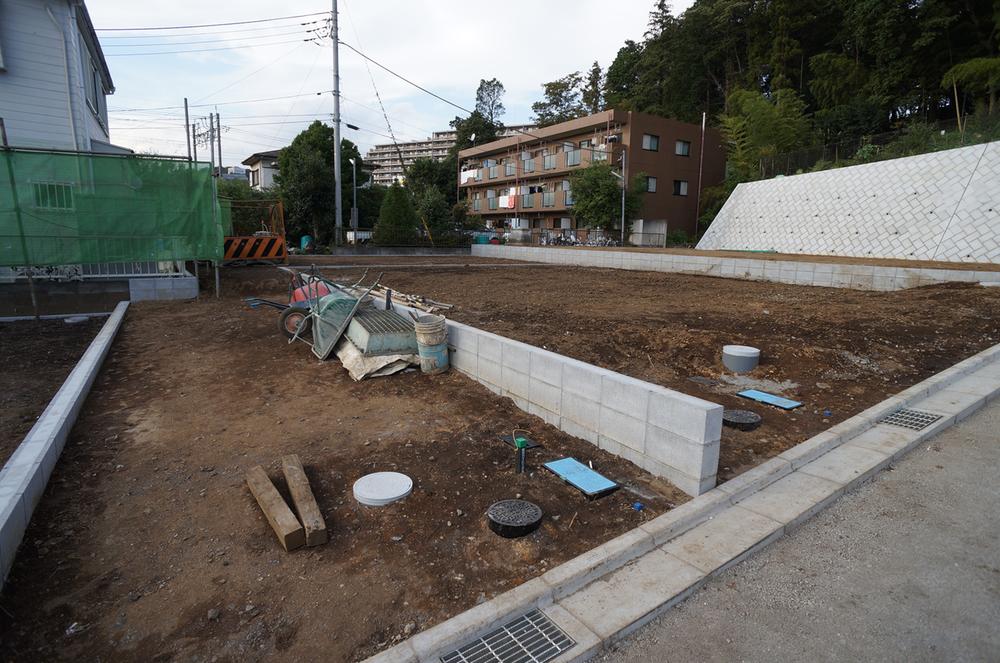 Local appearance photo. Local (10 May 2013) Shooting