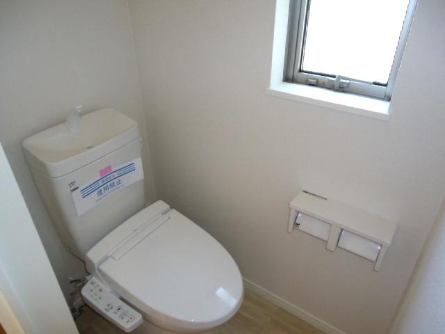 Local appearance photo. A Building Shower toilet seat Second floor