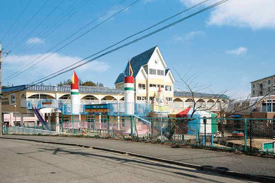 Other. Kaishin kindergarten A 10-minute walk (about 750m)