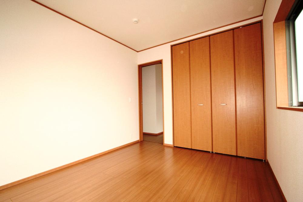 Non-living room. Local (11 May 2013) Shooting