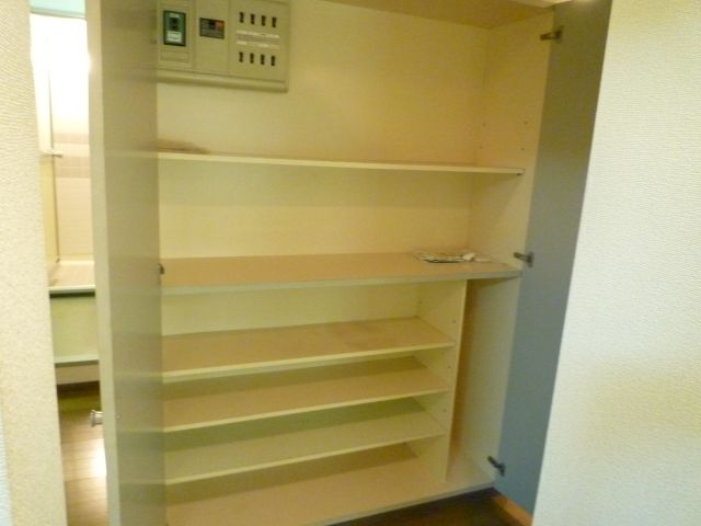 Receipt. Storage pat! !