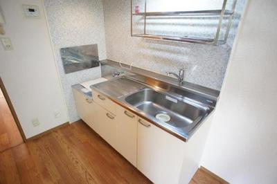 Kitchen. Is cooking Ease two-burner stove installation Allowed