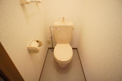 Toilet. Since the bus toilet by, every day, Comfortable Toilet