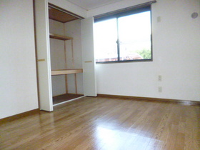 Living and room. North Western-style 6 Pledge