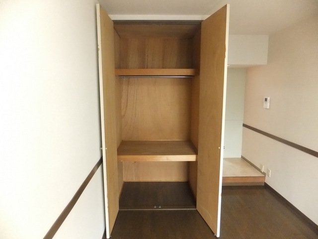 Receipt. There is depth in the storage