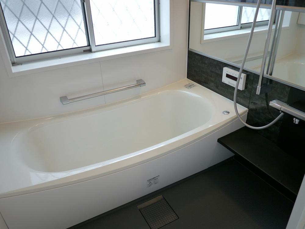 Bathroom. Drying heater with unit bus