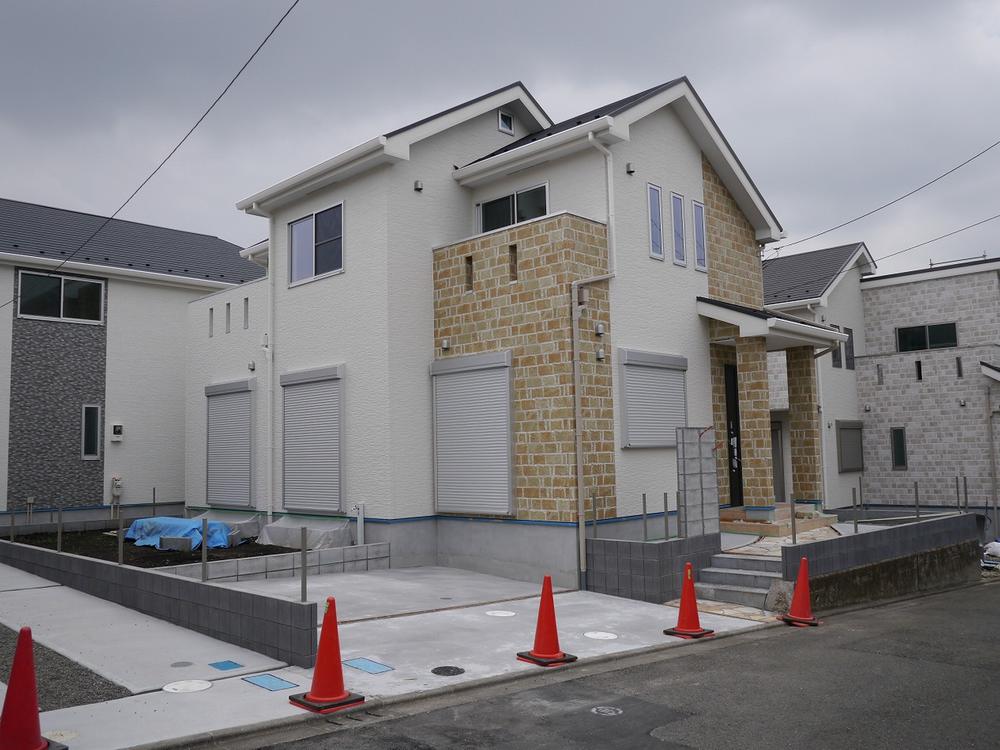 Local appearance photo