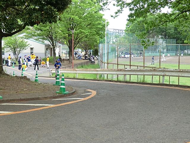 park. 400m to the sun park