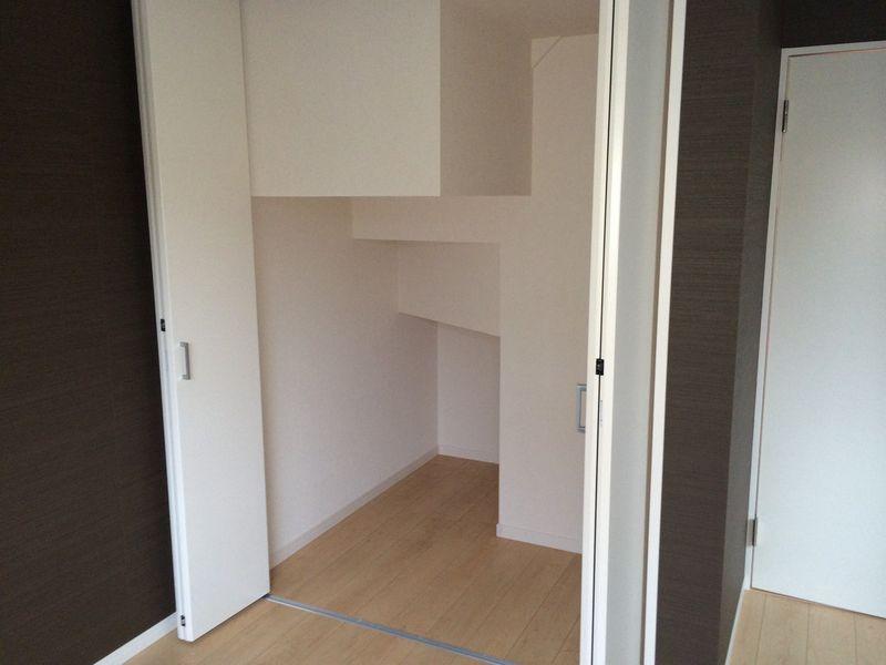 Non-living room. Storage space