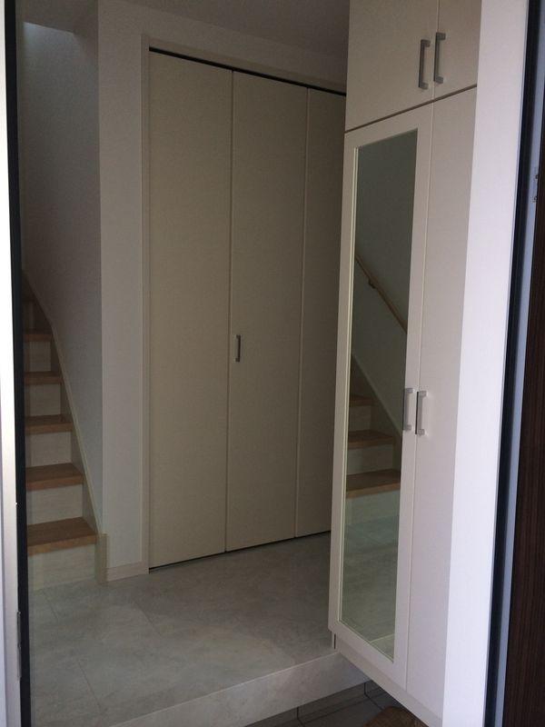 Other introspection. Shoes-in closet