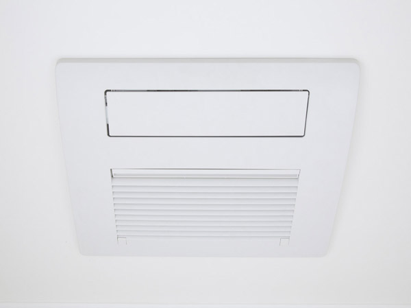 Bathing-wash room.  [Bathroom heating dryer] Or warmed in the bathroom before bathing, Adopted a bathroom heating dryer which also effective in suppressing the clothes drying and mold on a rainy day.