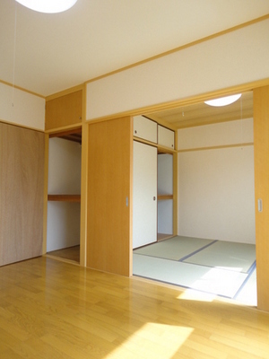 Living and room. Flooring warmth of wood friendly