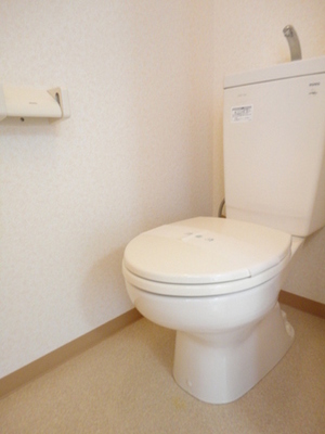 Toilet. Since the bus toilet by, every day, Comfortable Toilet