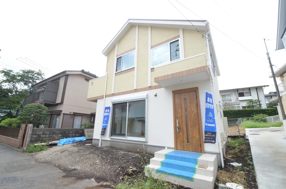 Local photos, including front road. Large windows day and open feeling is enough ☆