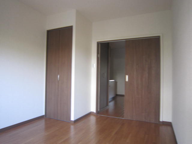 Other room space. Receipt